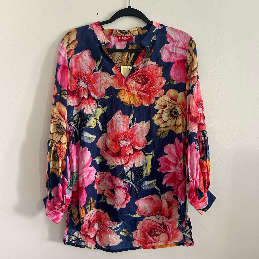 NWT Globetrotter by Rubyyaya  Indiana Shirt 
Size XS